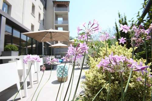 www.hotel-valence.com