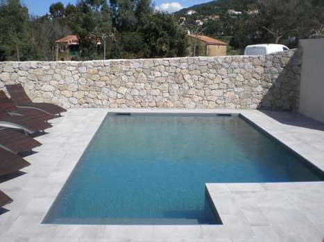 www.hotel-lalivu.com