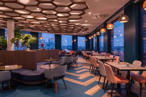 www.hotelmaisonmontmartre.com