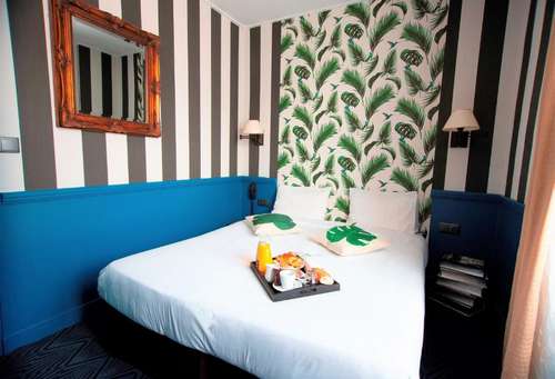 www.hotel-theatre.com
