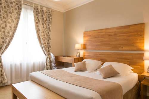 www.hotel-cleria.com