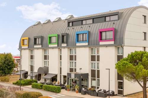 www.armonyhoteldijonsud.com
