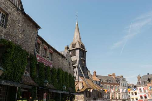 www.lesmaisonsdelea.com