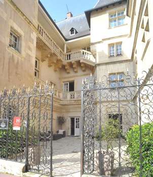 www.hotel-haussonville.fr