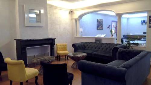 www.hotel-carcassonne-11.com