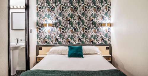 www.hotel-lanjuinais.com