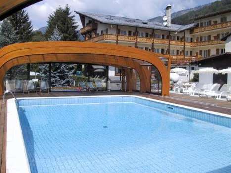 www.hotel-les-glaciers.com