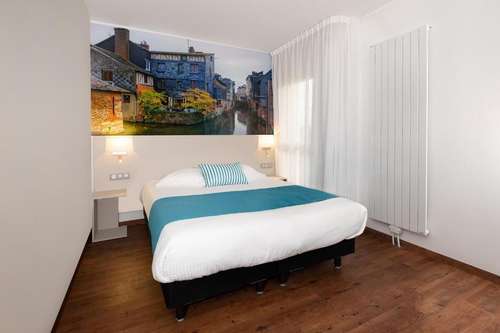 www.acadine-pont-audemer.com