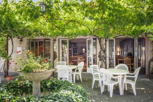 www.hotel-cristol-avignon.fr