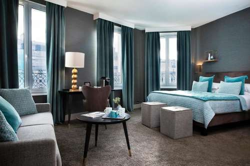 www.hotel-plaza-paris.fr