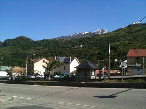 www.hotellapaixluzenac.com