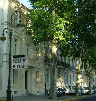 www.willshotelnarbonne.com