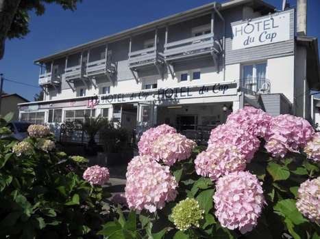 www.hotel-ducap-capbreton.com