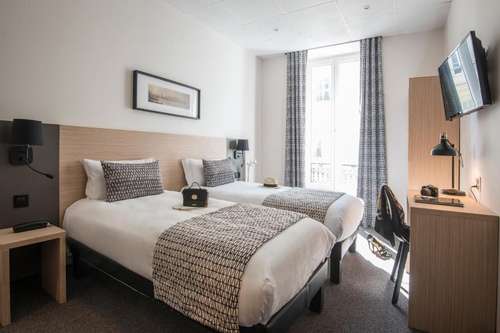 www.hotelstgothard-nice.com