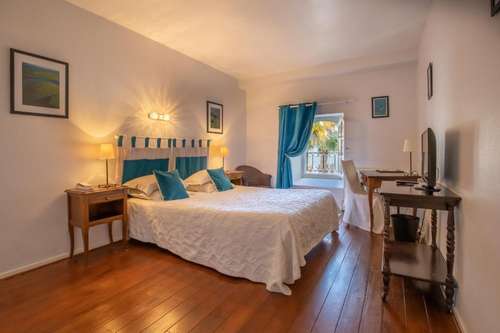 www.hotel-descedres.com