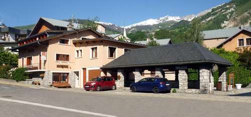 www.hotel-arolla.fr