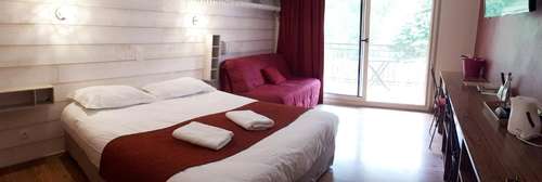 www.hotelmontbarral-vercors.com