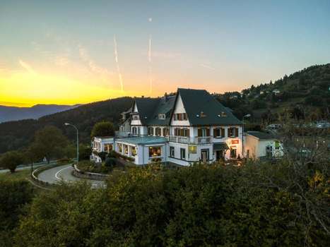 www.hotel-panorama-alsace.com