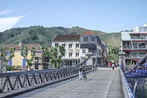 www.2coteauxhotel.fr
