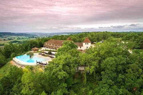 www.lebelvedere-lauzerte.com