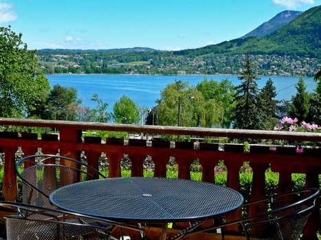 www.hoteldesmarquisats.com