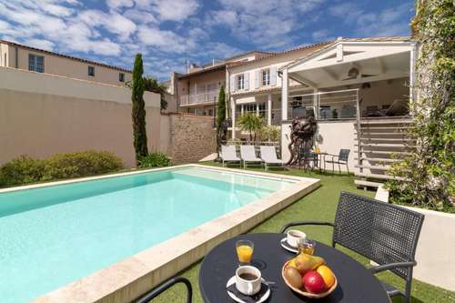 www.villa-ile-re.com