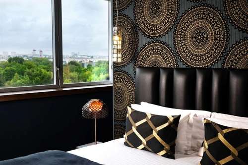 www.hotel-rennes-isidore.com