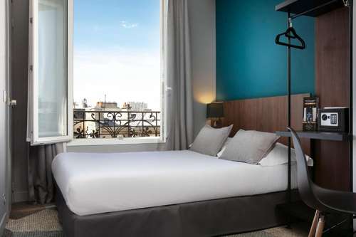 www.hotelmontparnassealesia.com