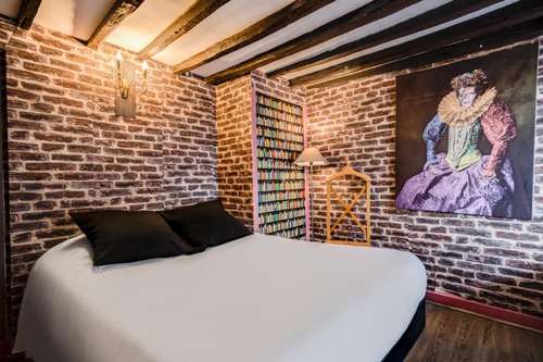 www.absolutehotelparis.com