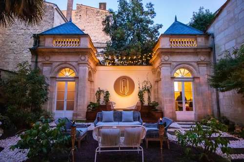 www.hoteldesquinconces.com