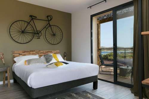www.residence-casarina.com