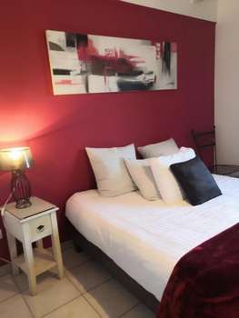 www.hotel-oasis-luberon.fr