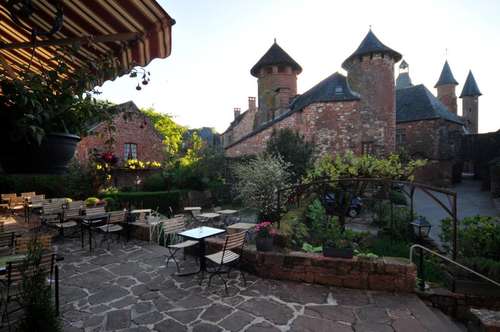 www.hotel-stjacques.com