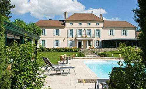 www.chateaumontjoly.com