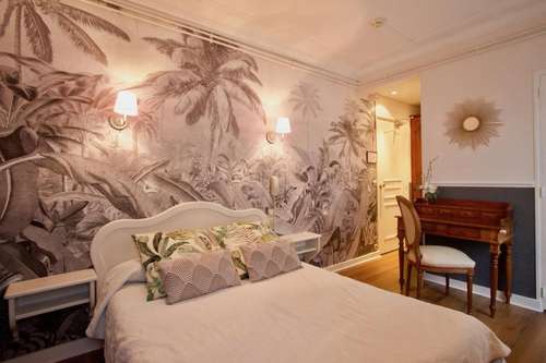 www.hotelchopin-paris-opera.com
