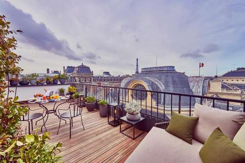 www.grandhoteldupalaisroyal.com