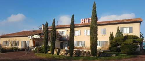 www.hoteldesgrandsvins.com