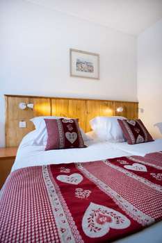www.hotelri.fr