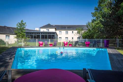 www.hoteldelasaulaie.com