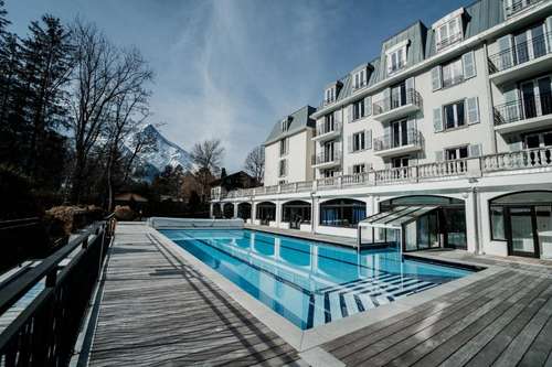 www.lafoliedoucehotels.com