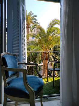 www.hotel-de-provence.com