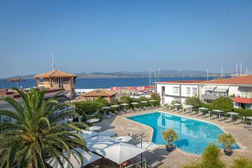 www.hotel-lamarina.fr