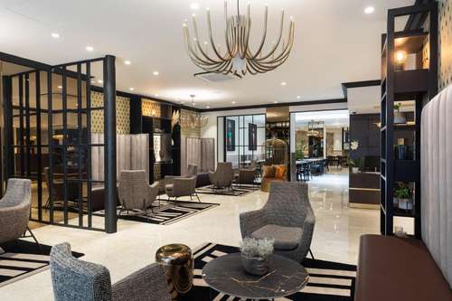 www.hotel-massena-nice.com