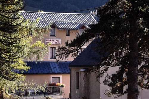 www.hotelbareges.com