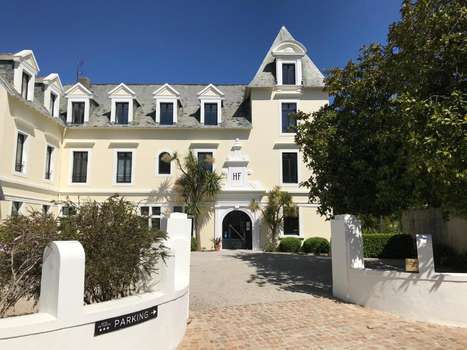 www.hotel-saint-pol.fr