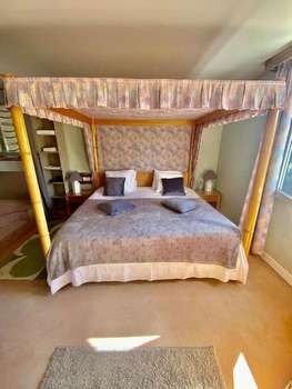 www.lerelaisduharas.com