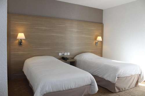www.hotel-des-tilleuls.com