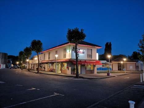 www.hotelbardesarenes.com