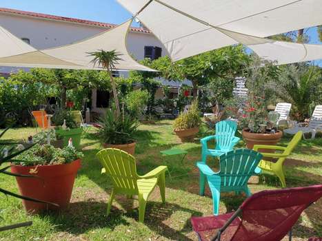 www.locations-cargese.com