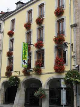 www.hotelchevalbronze.com